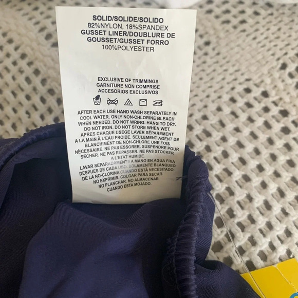 Fit 4 U Fitted Navy Swim Short - sz. 16 - Picture 5 of 6